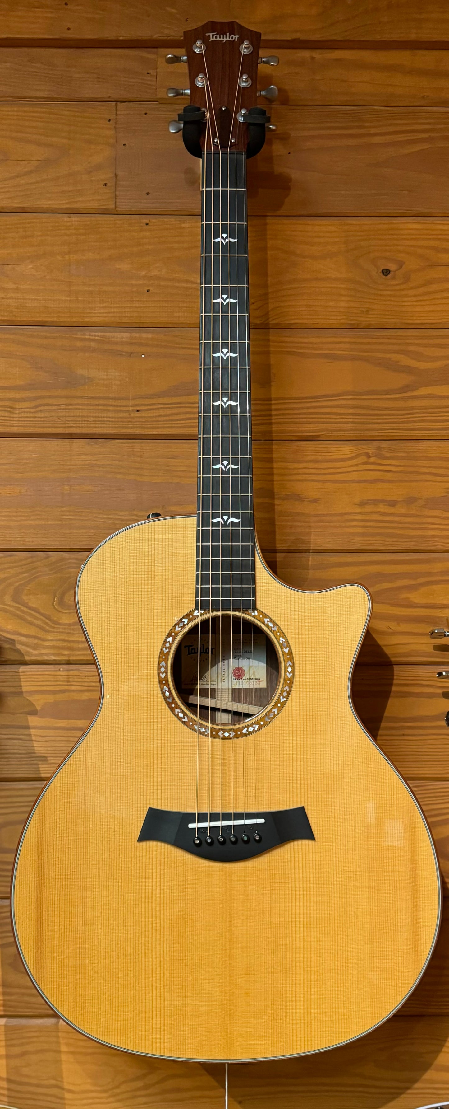 (2021) Taylor Custom Grand Auditorium A/E Guitar, Cocobolo/Spruce, Venetian Cutaway