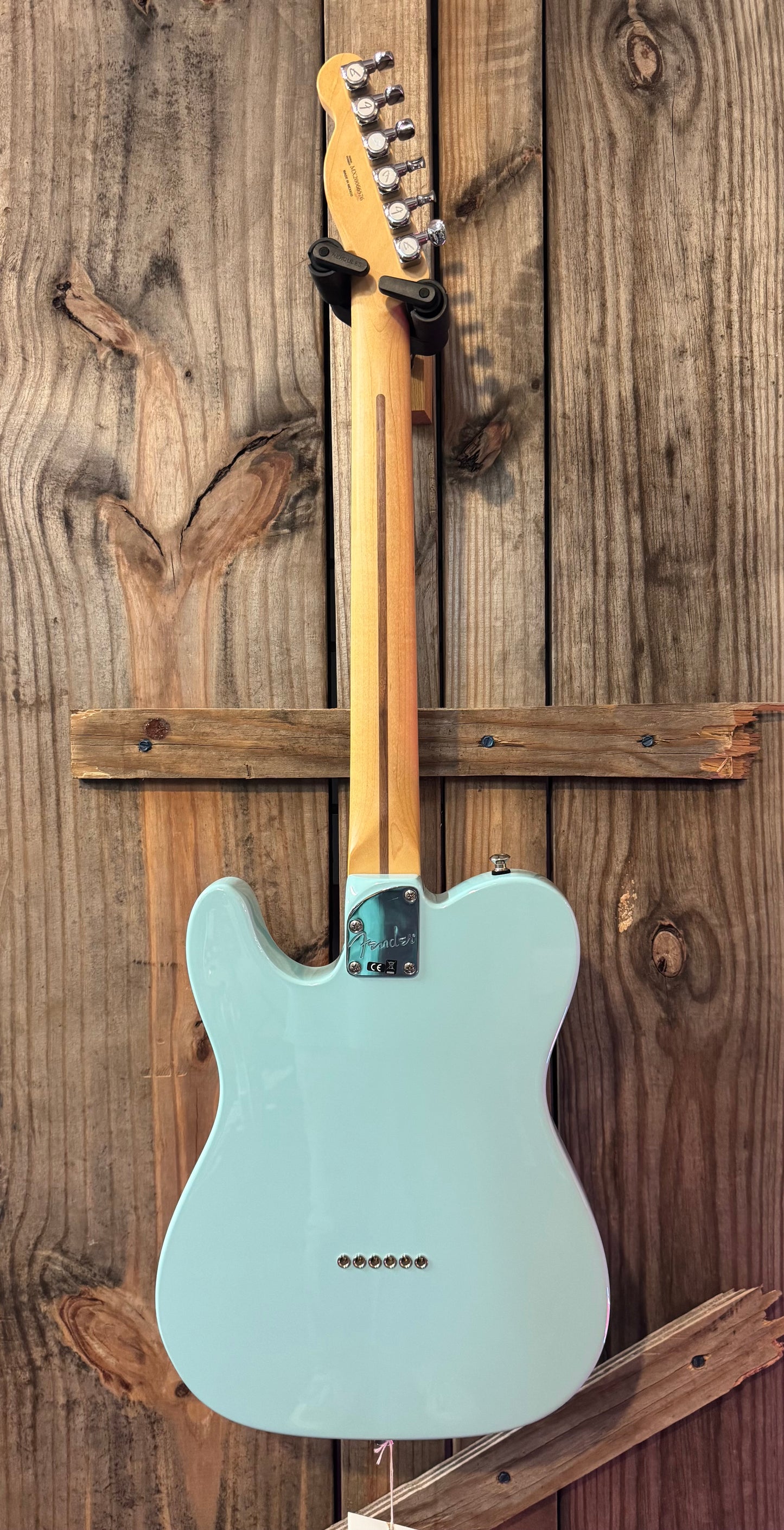 USED - Mint | Fender Deluxe Nashville Telecaster, Daphne Blue