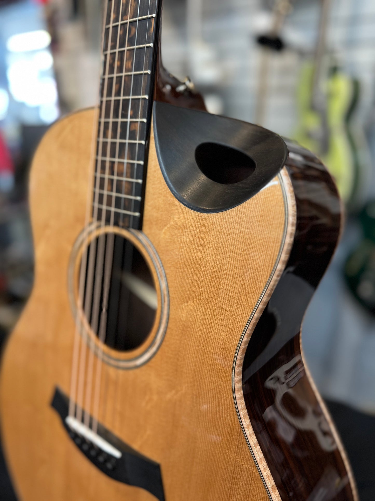 Taylor Custom #36: Grand Symphony, Bearclaw Sitka Spruce/Indian Rosewood