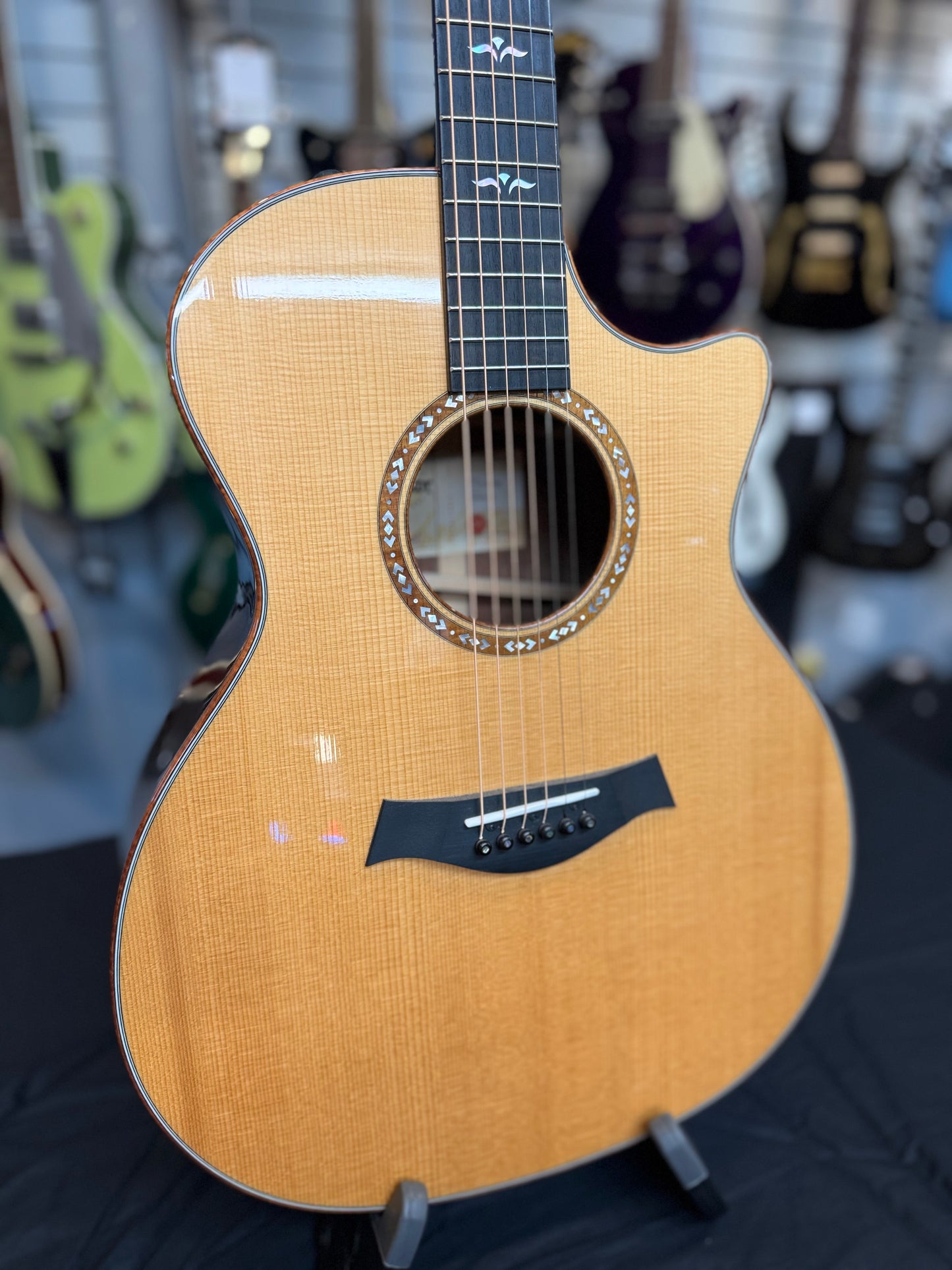 (2021) Taylor Custom Grand Auditorium A/E Guitar, Cocobolo/Spruce, Venetian Cutaway