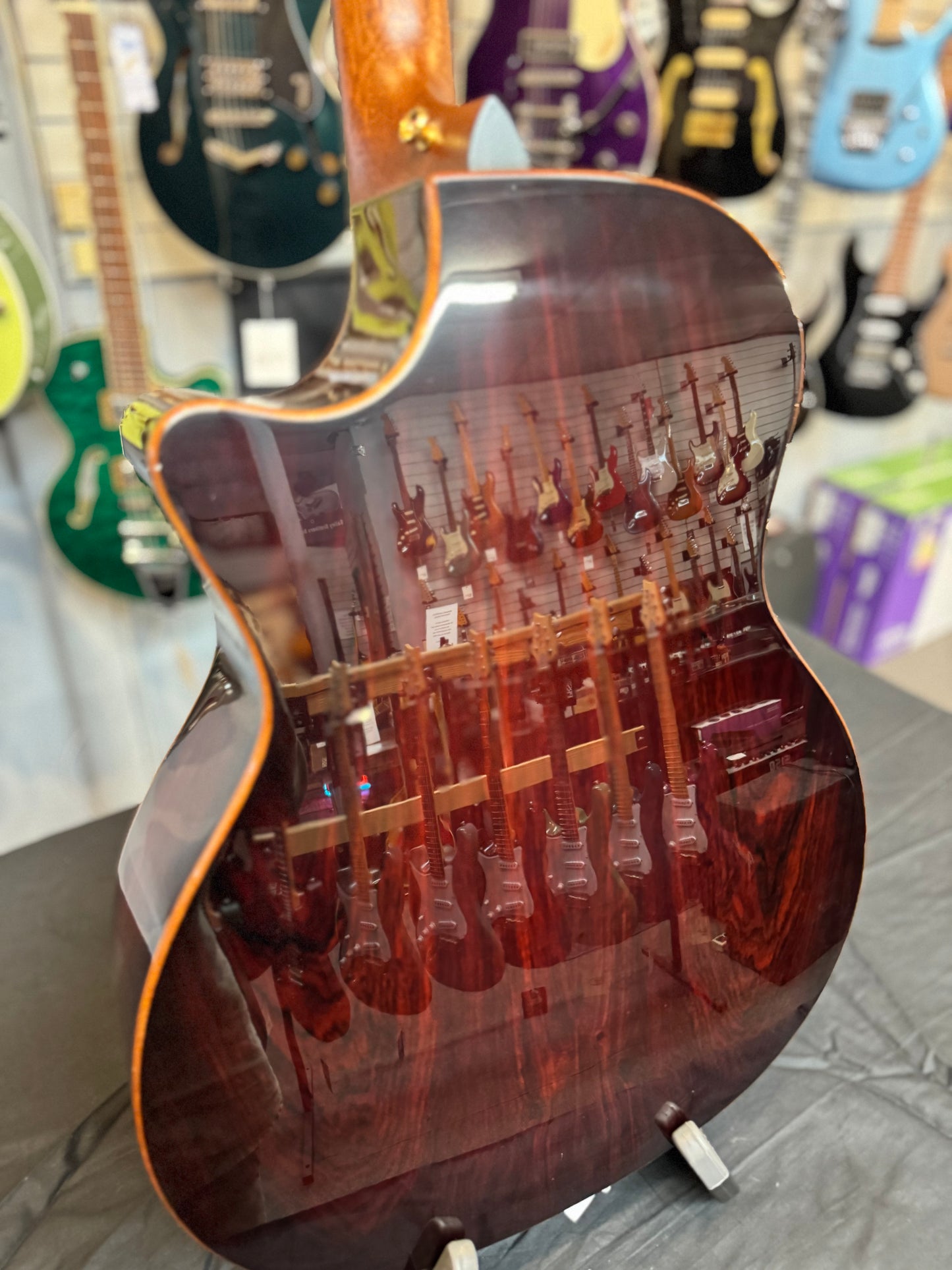 (2020) Taylor Custom Grand Auditorium A/E Guitar, Cocobolo/Spruce