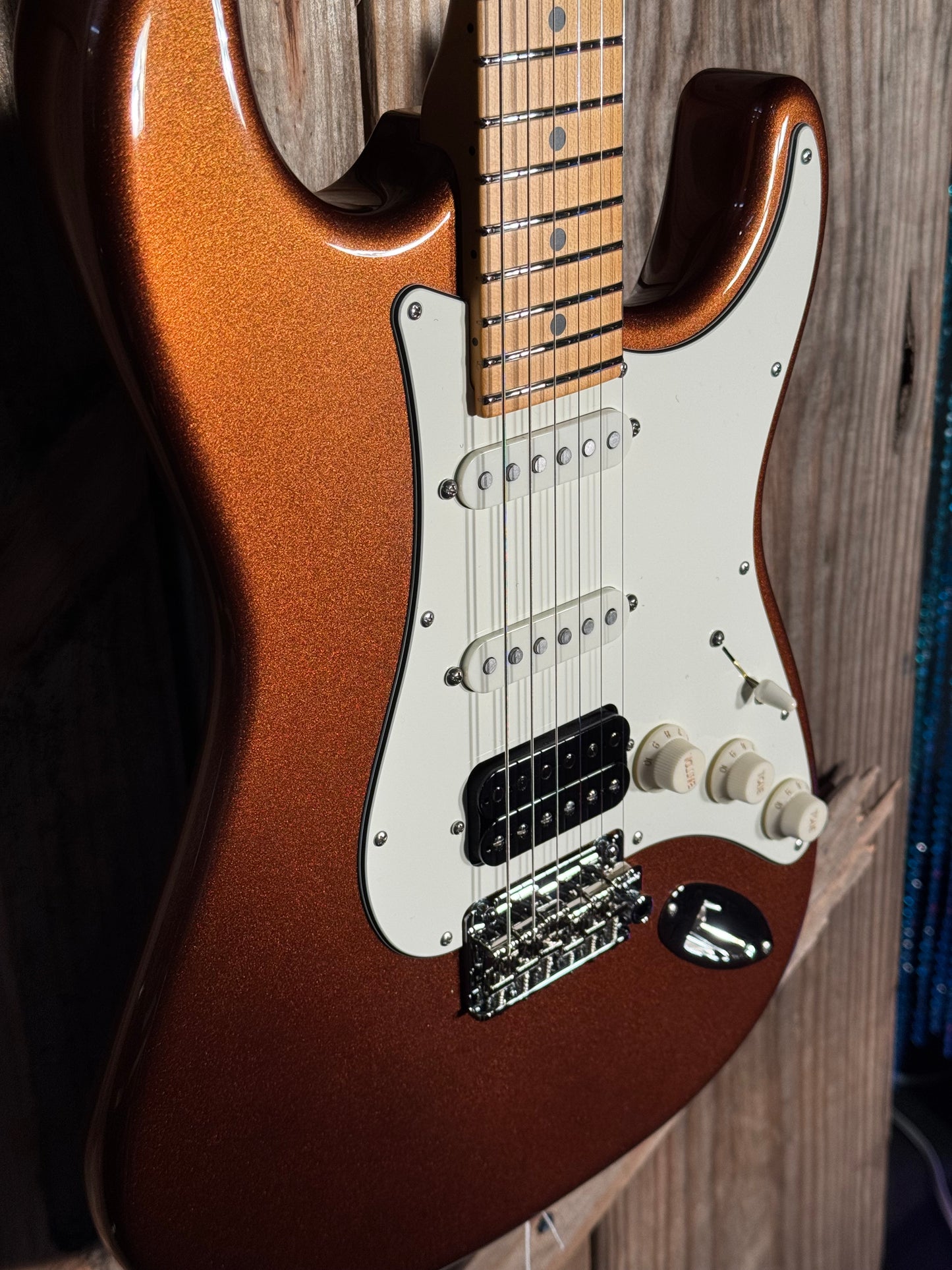Suhr Classic S, Root Beer Metallic, Maple FB