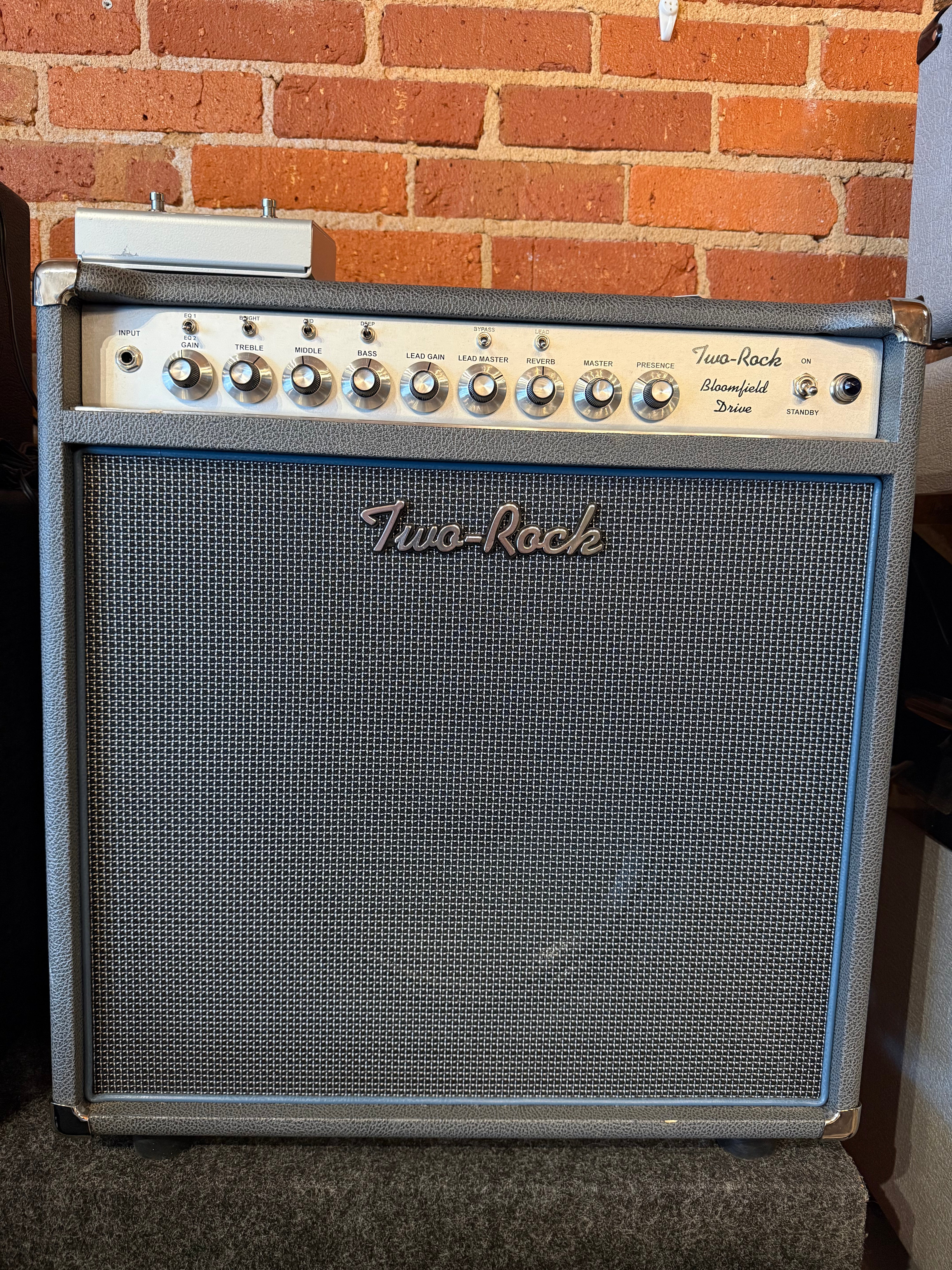 USED, Two Rock Bloomfield Drive 40/20 Combo Slate Grey