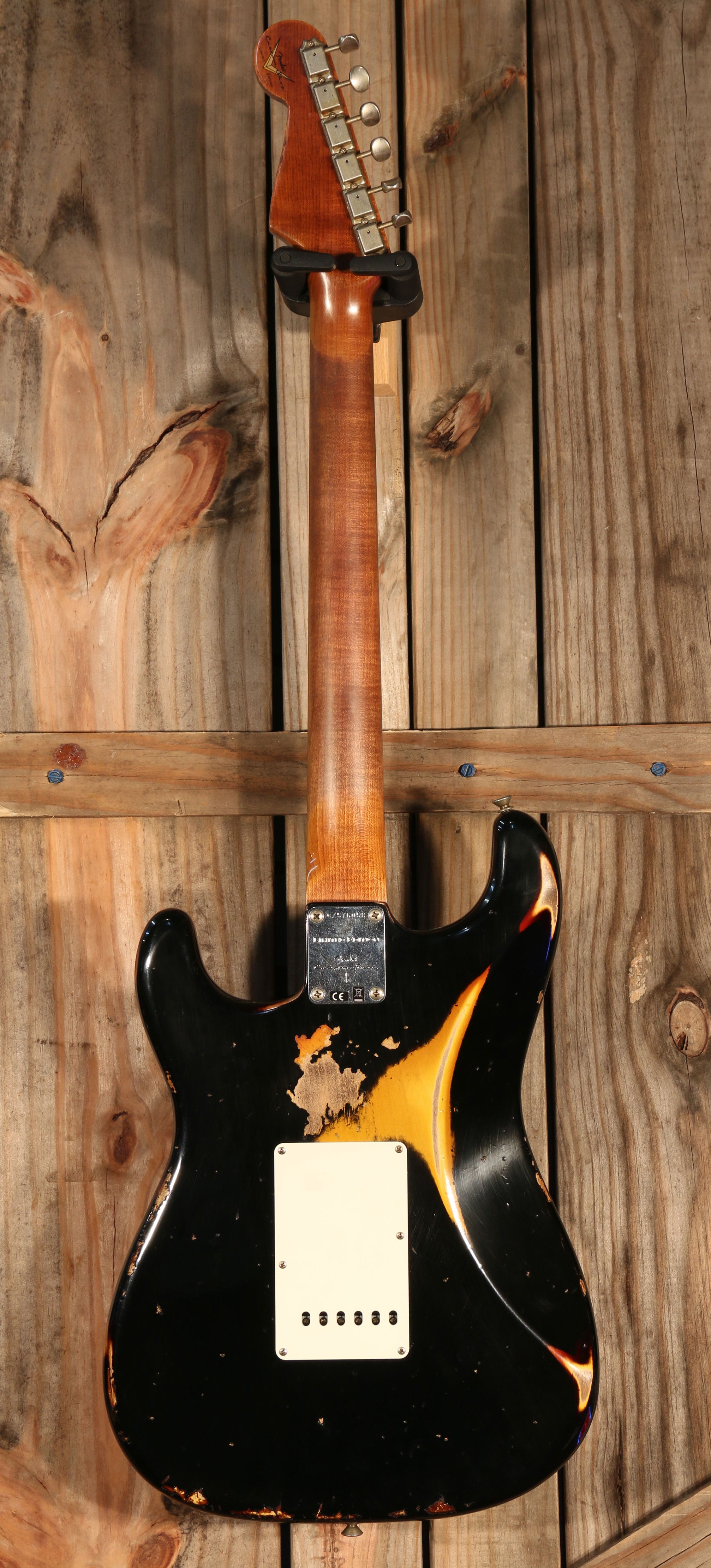 Fender Custom Shop LTD 1961 Stratocaster Heavy Relic – Aged Black over 3-Color Sunburst