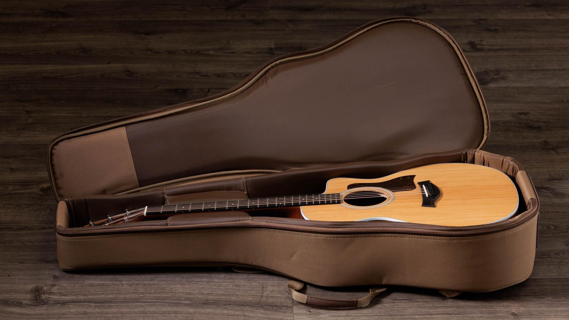 Taylor 214ce Acoustic-Electric Guitar