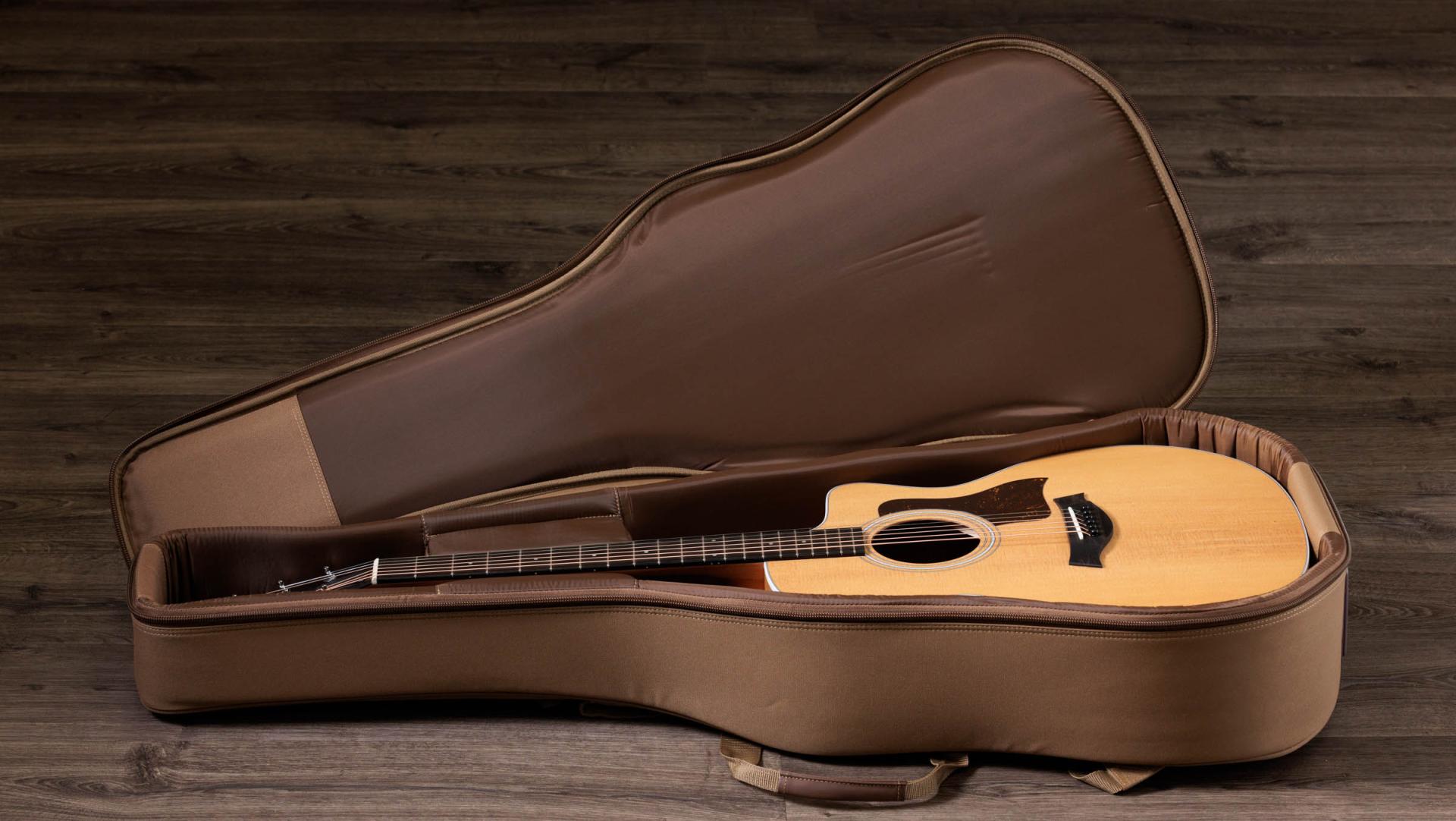 Taylor 214ce-K Acoustic-Electric Guitar