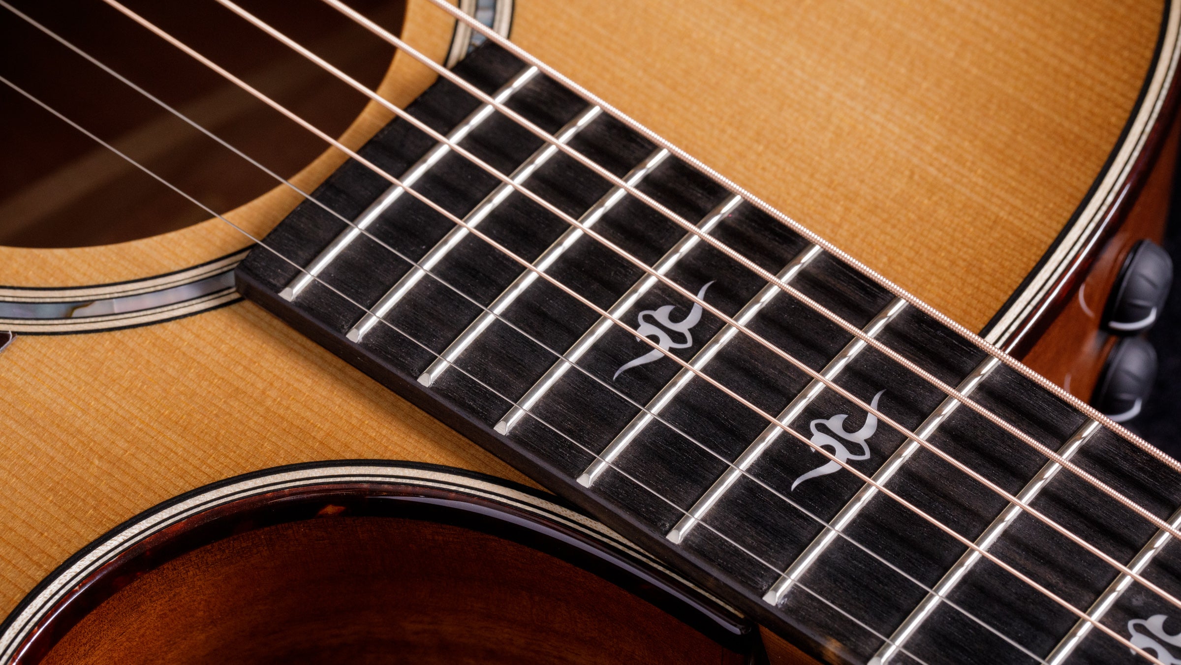 Taylor 514ce Grand Auditorium Cutaway Acoustic Guitar