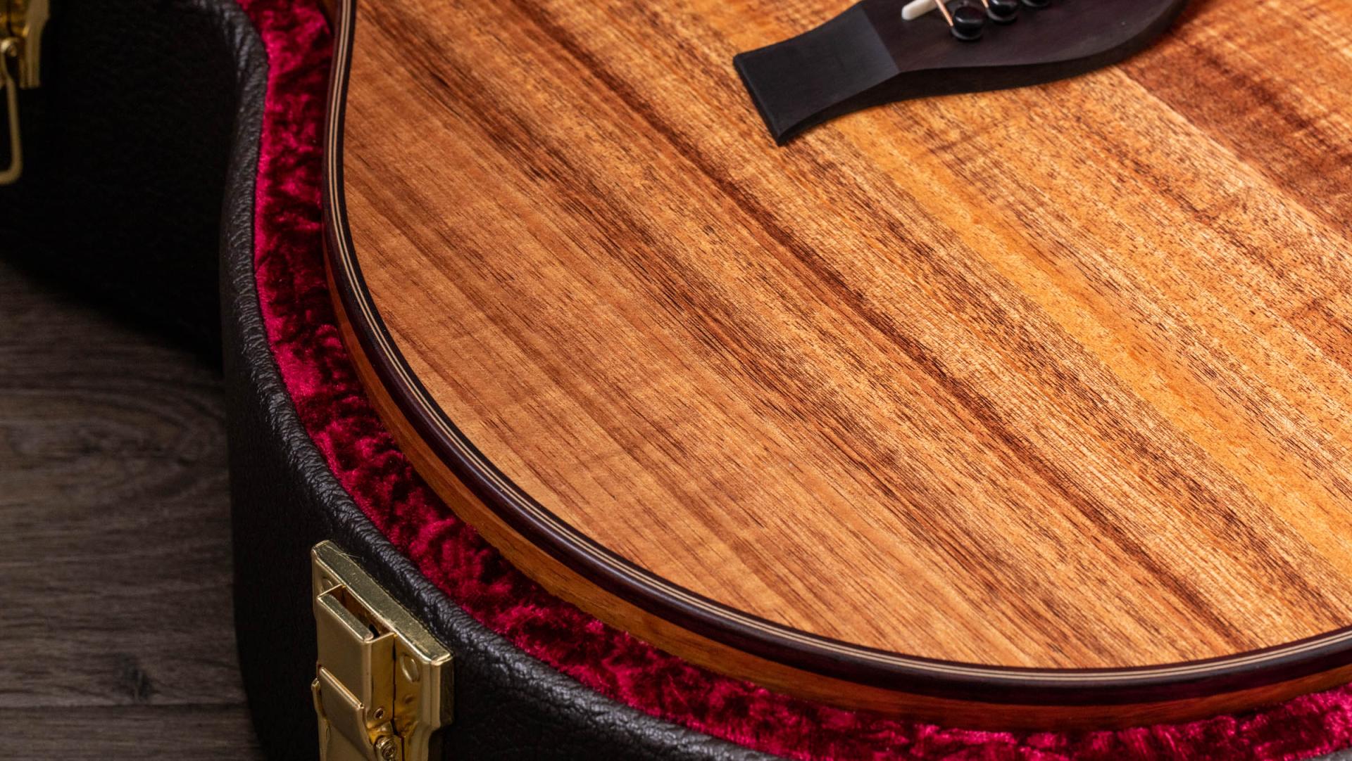 Taylor 724ce, Grand Auditorium, Koa/Koa