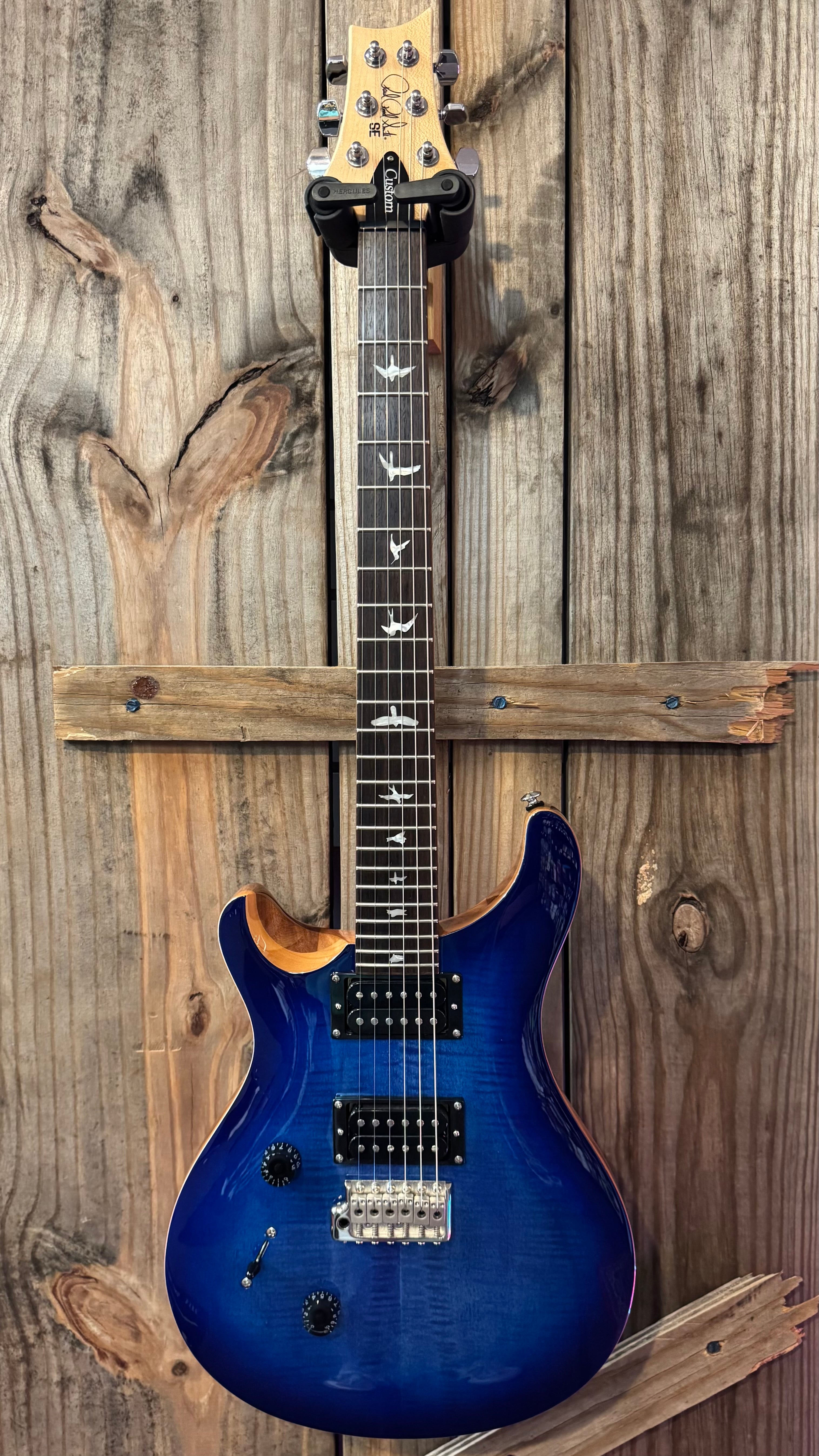 Paul Reed Smith SE Lefty Custom 24, Faded Blue Burst - Small dent near strap pin (see pic 3)