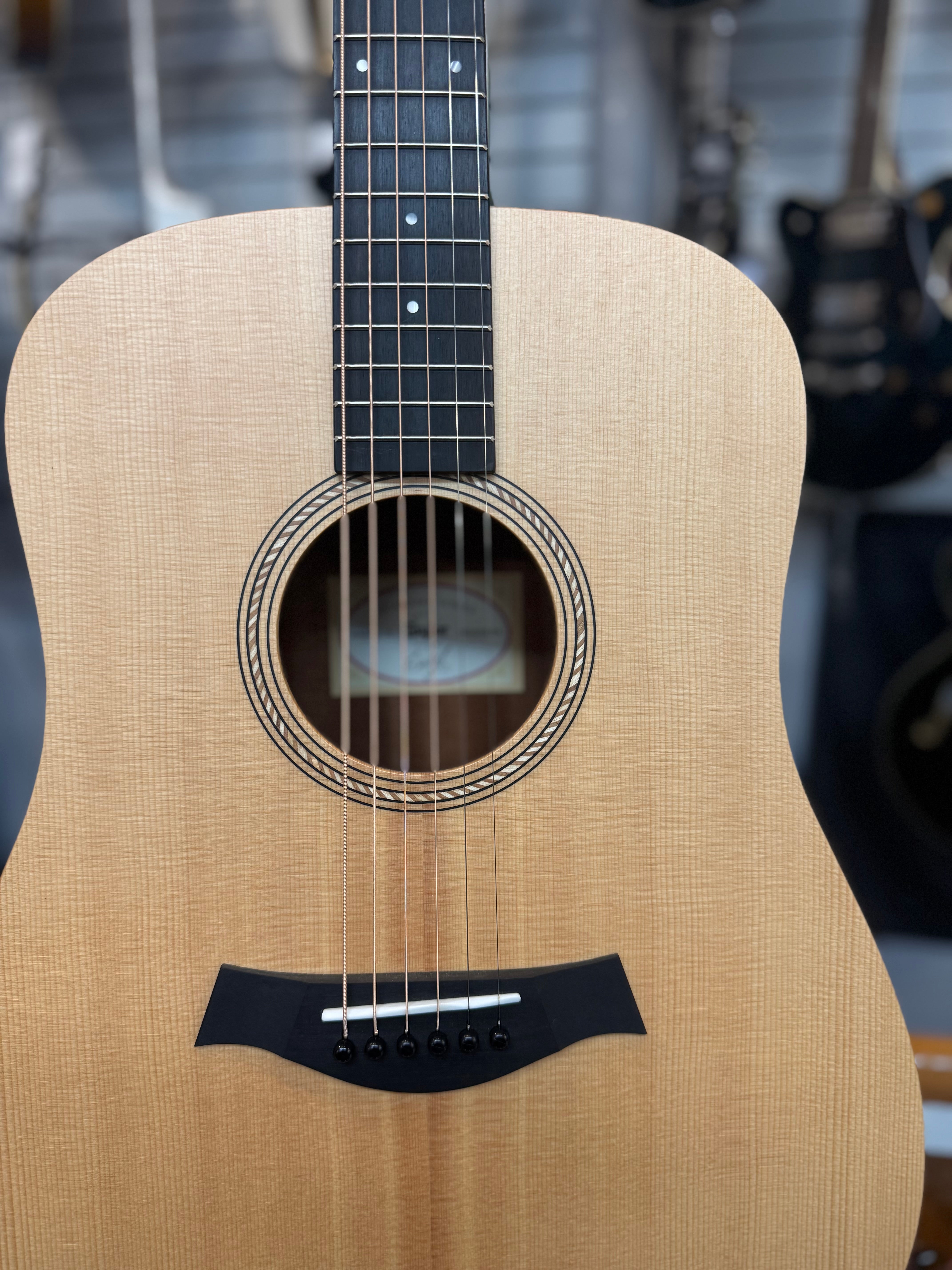 Taylor A10 Academy Series, Dreadnaught Acoustic, Natural