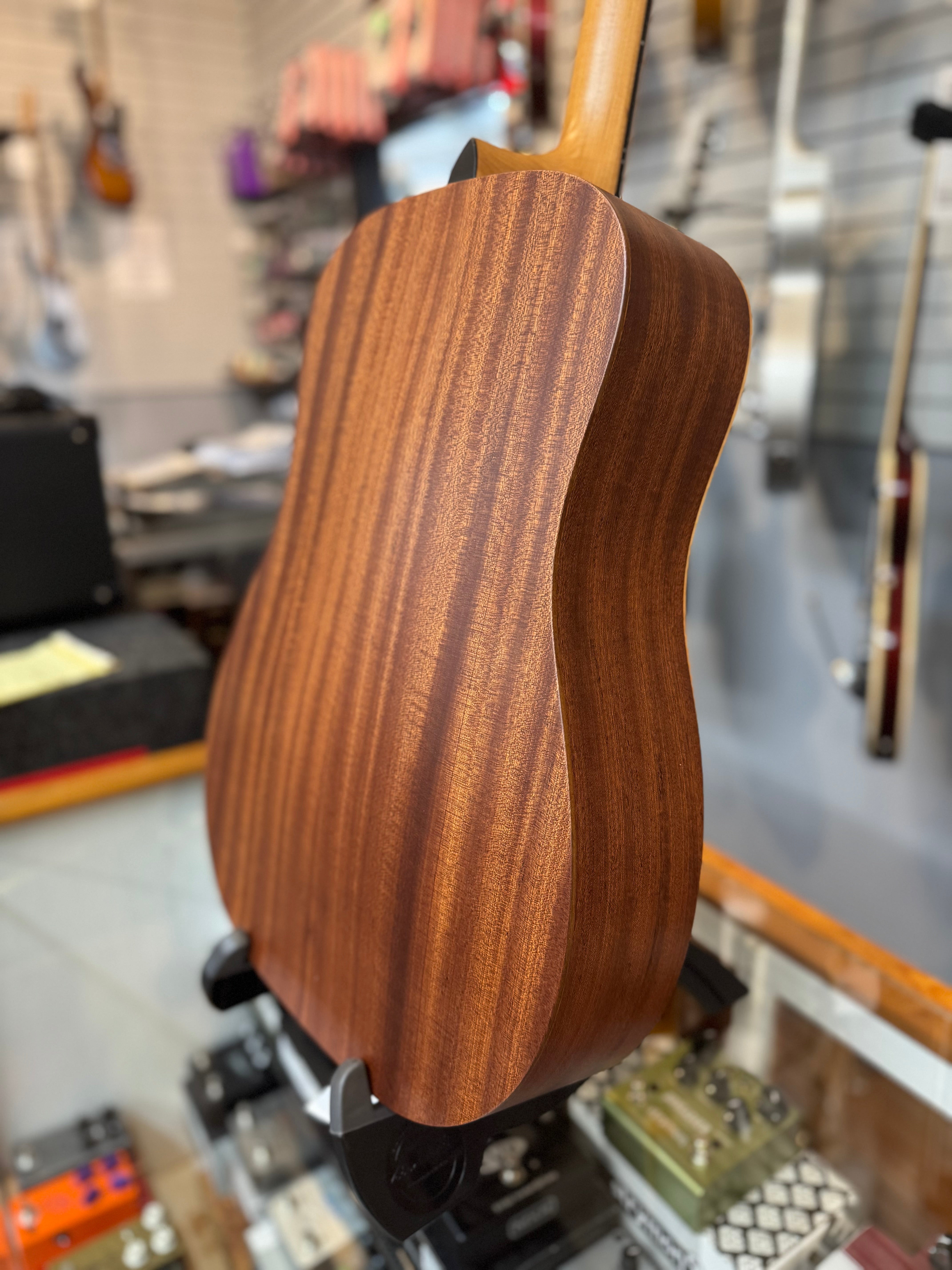 Taylor A10 Academy Series, Dreadnaught Acoustic, Natural