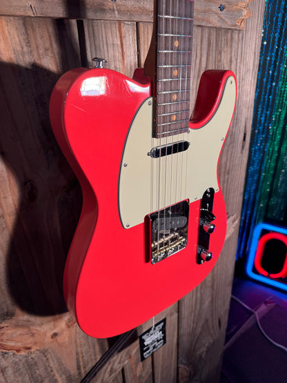 Suhr Classic T Vintage Limited Edition in Fiesta Red