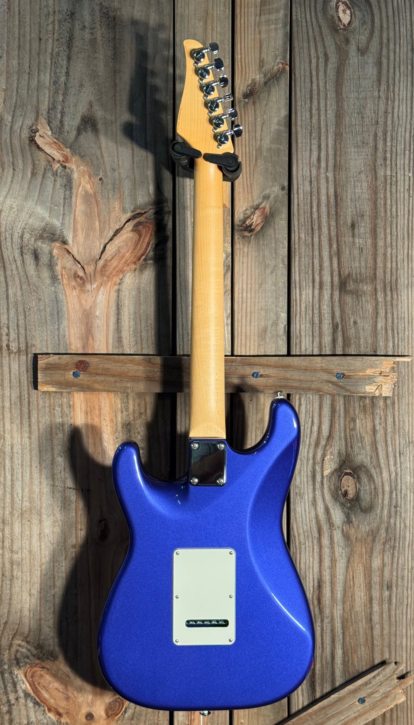 Suhr Classic S, Indigo Metallic, RW Fretboard