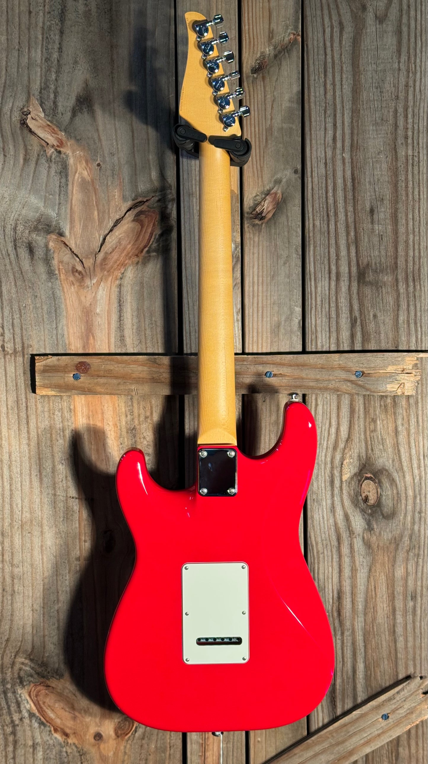Suhr Classic S, Porsche Red, RW Fretboard