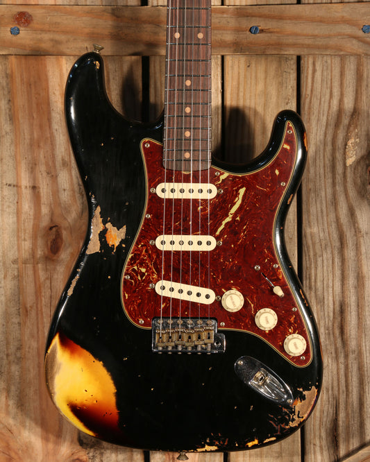 Fender Custom Shop LTD 1961 Stratocaster Heavy Relic – Aged Black over 3-Color Sunburst