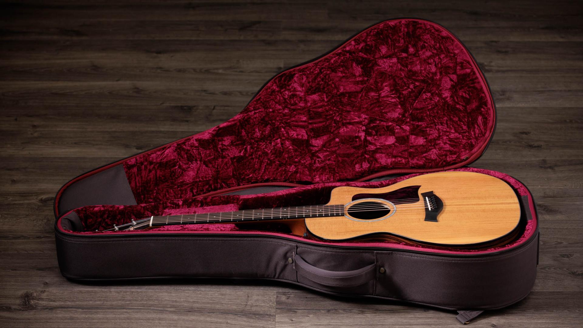 Taylor 214ce Plus Acoustic-Electric Guitar