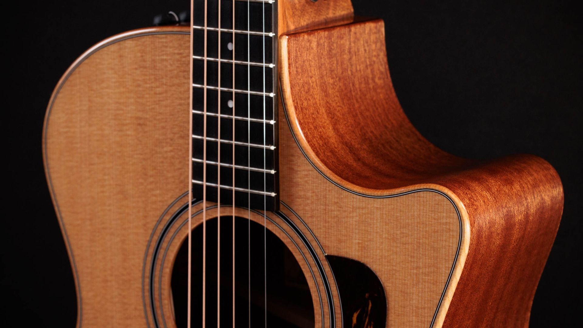 Taylor 314ce Studio Natural Acoustic-Electric Guitar