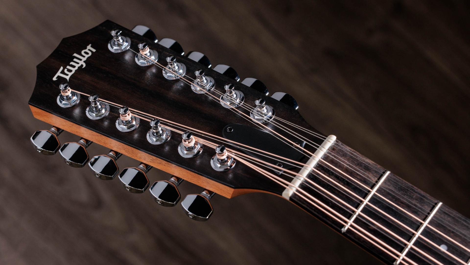 Taylor 150ce 12-String Acoustic-Electric Guitar